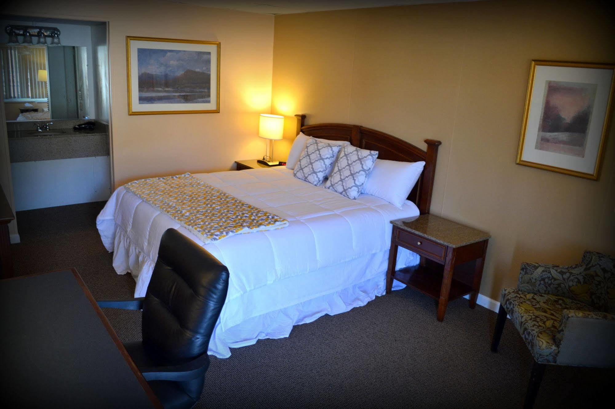 Wayne Inn Honesdale Екстер'єр фото